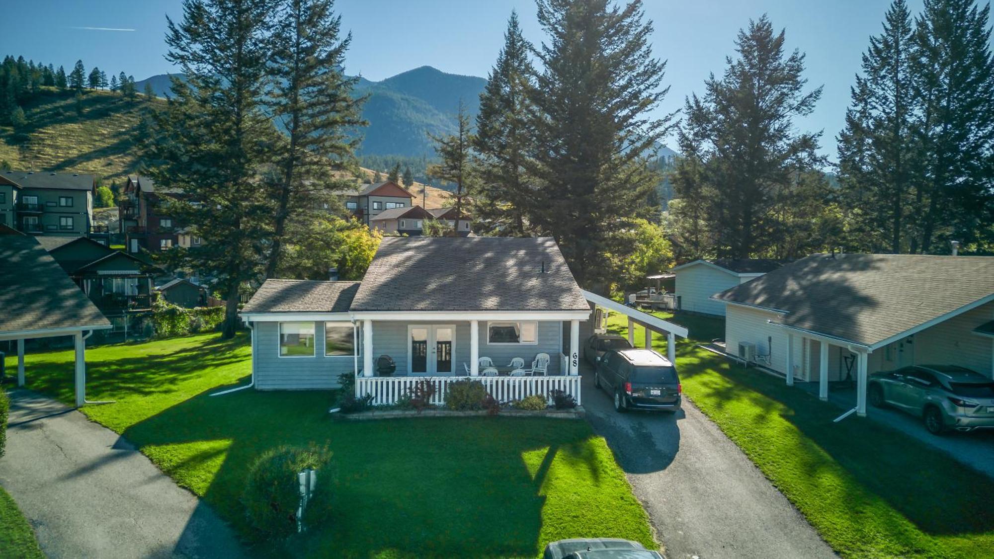 Ridgeview Resort Radium Hot Springs Exterior photo